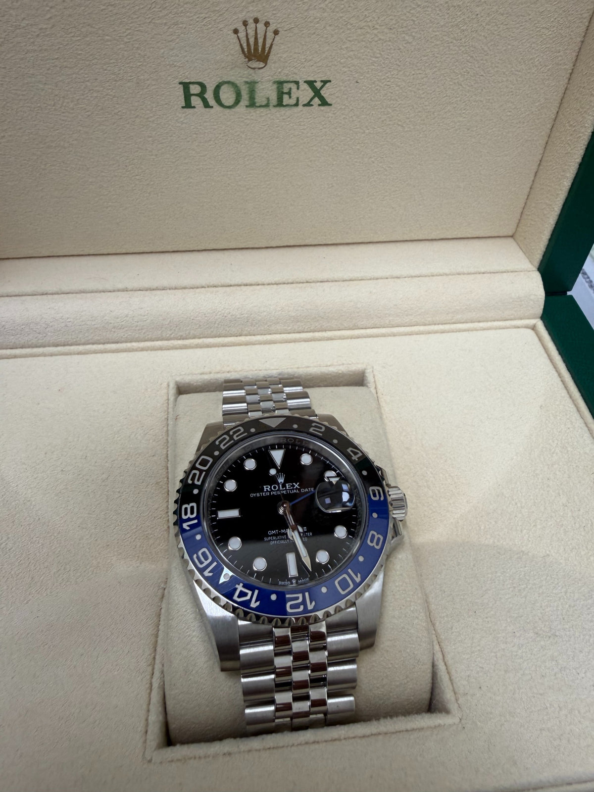 2024 ROLEX GMT-MASTER II "BATGIRL," 40MM, SS CASE, BLACK DIAL, SS BEZEL WITH BLUE TO BLACK CERAMIC INSERT, SS JUBILEE BRACELET. COMPLETE.